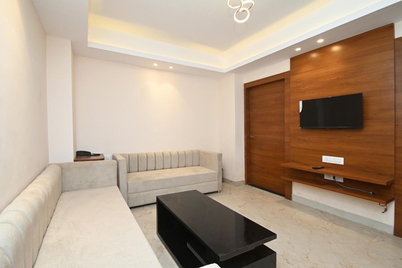 Hotel Blue Sapphire โกตา ภายนอก รูปภาพ